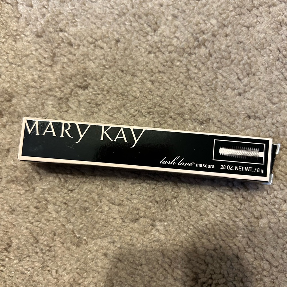 Mary Kay Lash Love Mascara